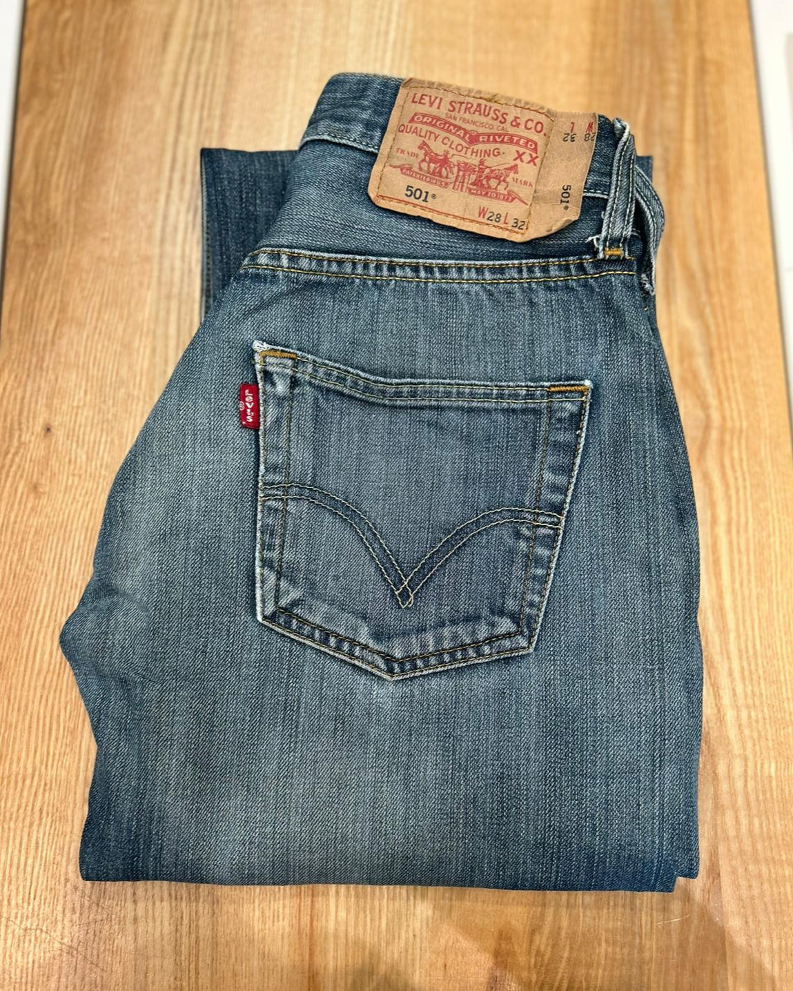 Jeans Levi's 501 W28 L32 - numéro 3O