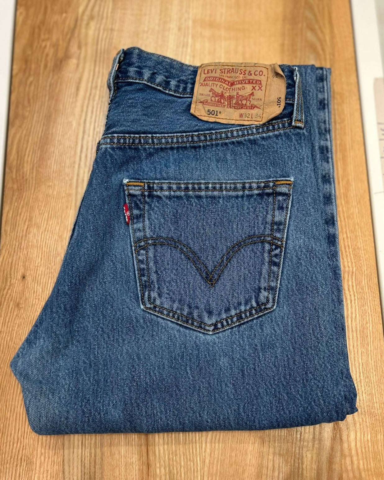 Jeans Levi's 501 W32 L34 - numéro 3R