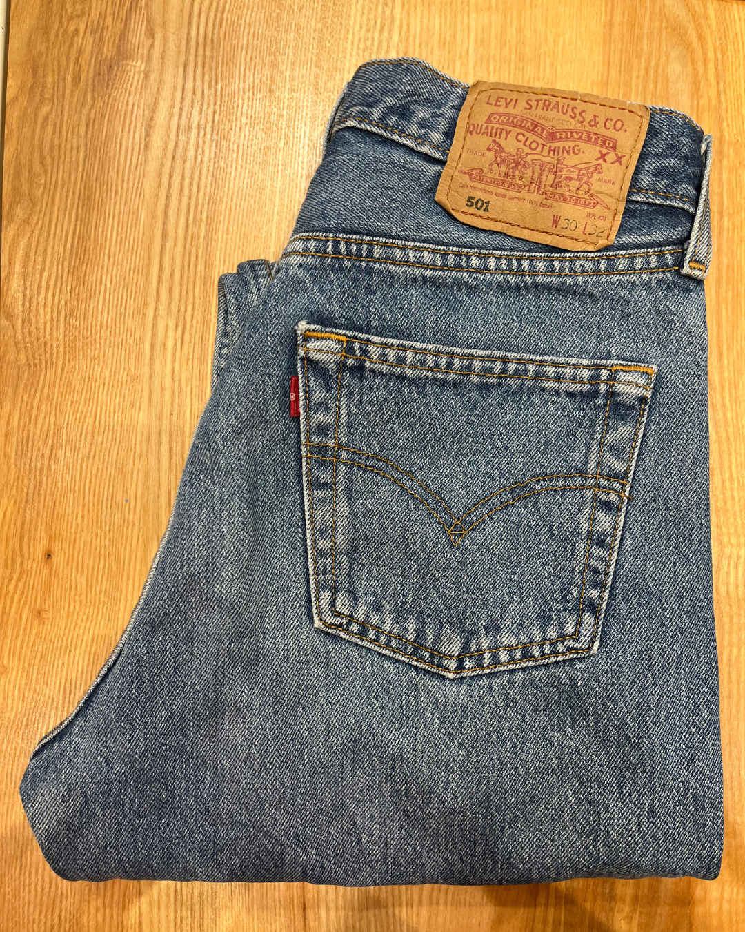 Jeans Levi's 501 W30 L32 - numéro UUUU