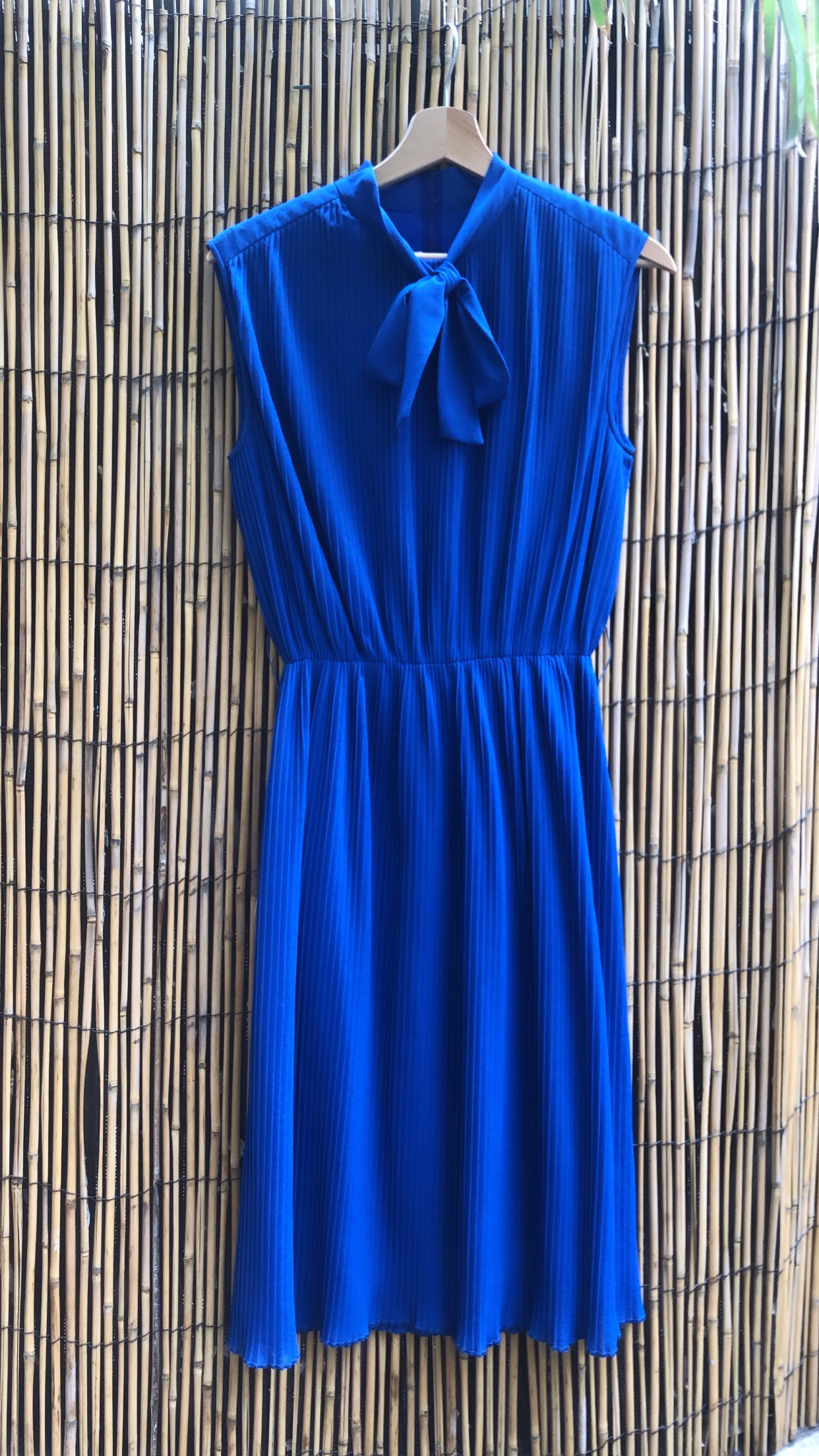 Robe plissée bleue